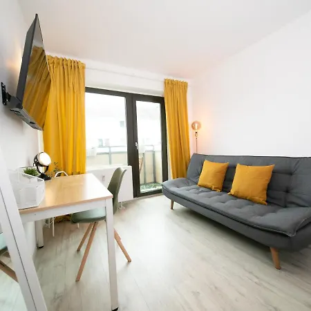 Studio Orange - Zentral Mit Balkon - Altstadt - Messe * Düsseldorf