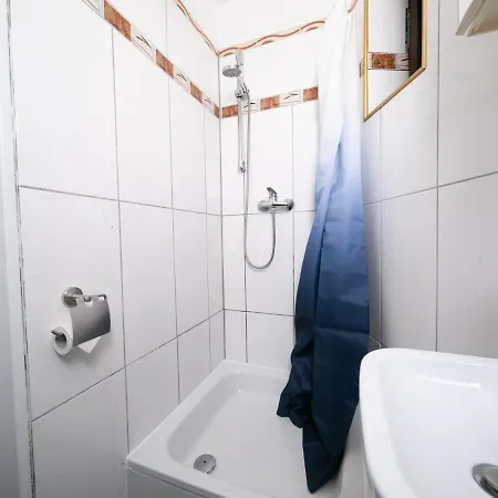 Studio Orange - Zentral Mit Balkon - Altstadt - Messe